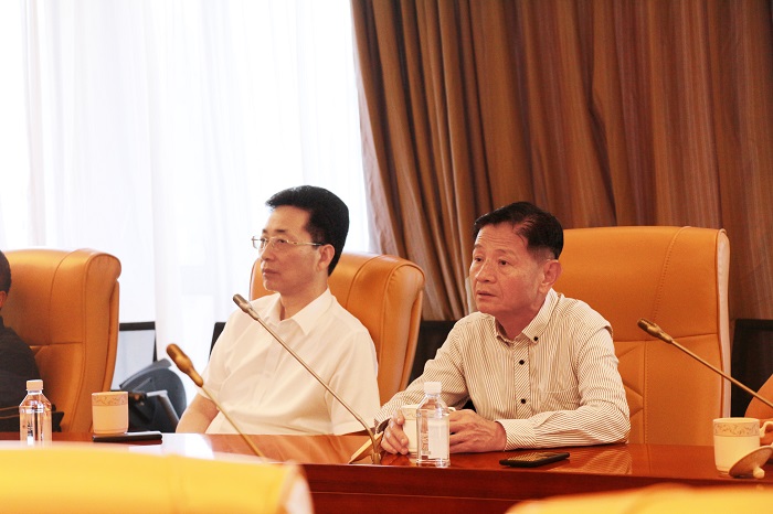 F:\yf\足球中国-官网人.官网oa推文及图片4\2405\福建财政厅副厅长\选.jpg